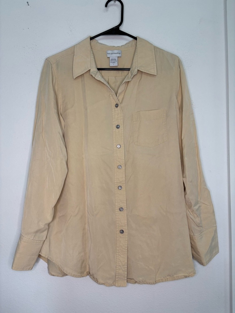 SOFT SURROUNDINGS BUTTER YELLOW BUTTON DOWN BLOUSE SZ MEDIUM